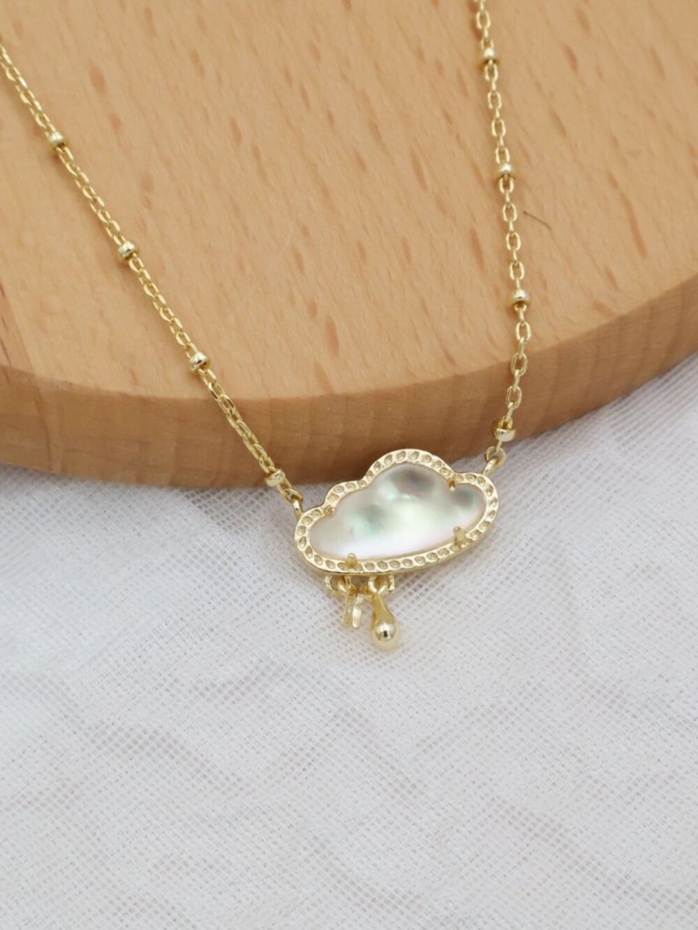Kendra Scott Celeste Cloud Gold Pendant Necklace - Picture 2 of 3